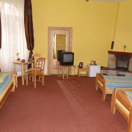 Art-Mont Apartment Krakow Ngoại thất bức ảnh